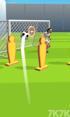 《旋风足球》游戏截图3 《旋风足球》游戏截图3