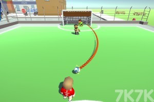 《疯狂足球》游戏截图1