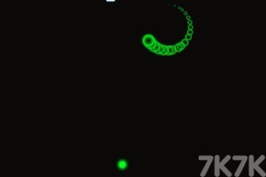 《霓虹贪吃蛇》游戏截图1 《霓虹贪吃蛇》游戏截图1