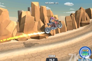 《特技摩托竞赛》游戏截图2 《特技摩托竞赛》游戏截图2