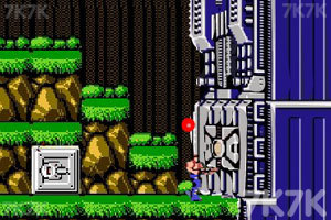 《魂斗罗》游戏截图7 《魂斗罗》游戏截图7