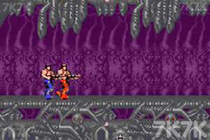 《魂斗罗》游戏截图1 《魂斗罗》游戏截图1