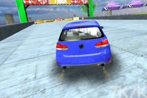 《特技车赛道挑战》游戏截图1 《特技车赛道挑战》游戏截图1