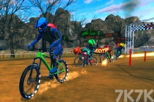 《山地车竞技赛》游戏截图2 《山地车竞技赛》游戏截图2