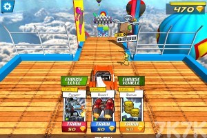 《超级英雄特技赛车》游戏截图1