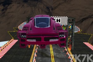 《天空特技四驱车》游戏截图4 《天空特技四驱车》游戏截图4