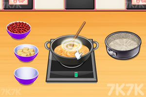 《莎拉做樱桃蛋糕》游戏截图2 《莎拉做樱桃蛋糕》游戏截图2