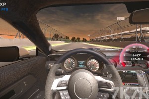 《街头竞速赛》游戏截图2 《街头竞速赛》游戏截图2