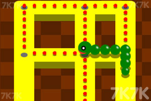 《豆豆贪吃蛇》游戏截图1 《豆豆贪吃蛇》游戏截图1