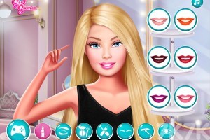 《时尚转校生》游戏截图4 《时尚转校生》游戏截图4