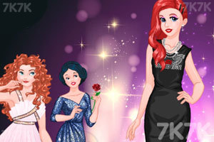 《大学时装秀》游戏截图3 《大学时装秀》游戏截图3