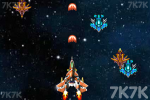 《星际传说》游戏截图3