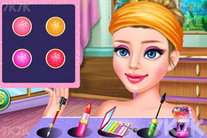 《安妮的时尚装扮》游戏截图3 《安妮的时尚装扮》游戏截图3