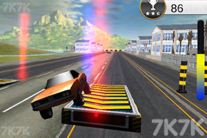 《汽车特技挑战赛》游戏截图3 《汽车特技挑战赛》游戏截图3