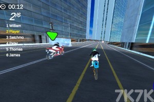 《特技摩托赛》游戏截图2 《特技摩托赛》游戏截图2