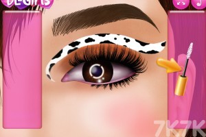 《女孩的精致眼妆》游戏截图2 《女孩的精致眼妆》游戏截图2