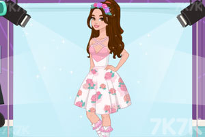 《女孩的照相装扮》游戏截图1 《女孩的照相装扮》游戏截图1