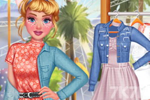 《夏日节装扮》游戏截图1 《夏日节装扮》游戏截图1