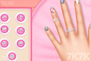 《梦幻婚礼设计》游戏截图3 《梦幻婚礼设计》游戏截图3