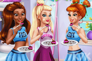 《女大学生联谊会》游戏截图2 《女大学生联谊会》游戏截图2