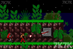 《魂斗罗突击队》游戏截图1 《魂斗罗突击队》游戏截图1