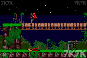 《魂斗罗突击队》游戏截图2 《魂斗罗突击队》游戏截图2