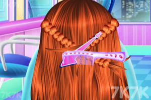 《宝贝的创意发型》游戏截图5 《宝贝的创意发型》游戏截图5