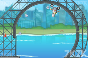 《狂人竞速赛》游戏截图3 《狂人竞速赛》游戏截图3