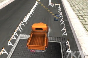 《仓库停车场》游戏截图3 《仓库停车场》游戏截图3