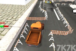 《仓库停车场》游戏截图2 《仓库停车场》游戏截图2