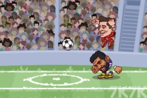 《欧冠明星赛》游戏截图3 《欧冠明星赛》游戏截图3