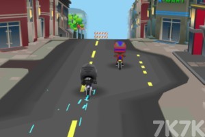《摩托冲刺》游戏截图3 《摩托冲刺》游戏截图3