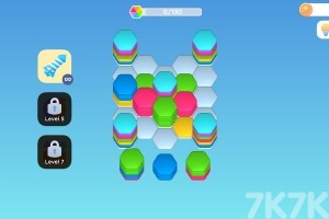 《翻转消除六边形》游戏截图2 《翻转消除六边形》游戏截图2