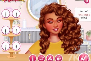 《设计天鹅绒连衣裙》游戏截图2 《设计天鹅绒连衣裙》游戏截图2