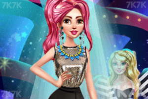 《时尚打扮比赛》游戏截图1 《时尚打扮比赛》游戏截图1