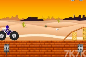 《大脚摩托过障碍》游戏截图1 《大脚摩托过障碍》游戏截图1