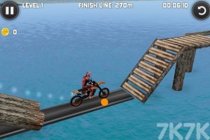 《极限摩托挑战》游戏截图1 《极限摩托挑战》游戏截图1