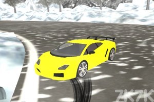 《2021飙车大赛》游戏截图3 《2021飙车大赛》游戏截图3