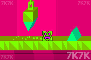 《怪脸方块向前冲》游戏截图1 《怪脸方块向前冲》游戏截图1