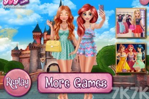 《闺蜜自拍》游戏截图4 《闺蜜自拍》游戏截图4