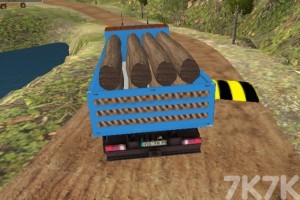 《18号运货卡车》游戏截图3 《18号运货卡车》游戏截图3