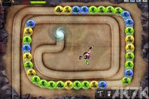 《祖玛之九龙争霸H5》游戏截图1 《祖玛之九龙争霸H5》游戏截图1