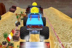 《怪物大脚车赛》游戏截图3