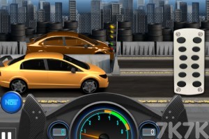 《极速赛车竞赛》游戏截图1 《极速赛车竞赛》游戏截图1