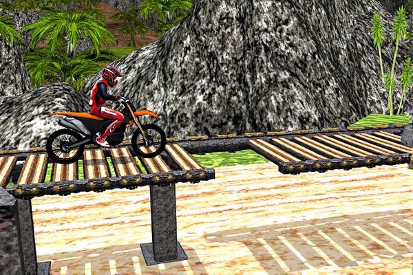 野外摩托挑战赛