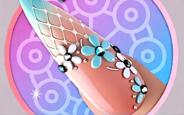 女生做美甲小游戏