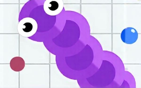 贪吃蛇对战小游戏