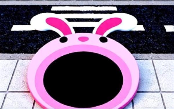 黑洞吞噬入侵超市