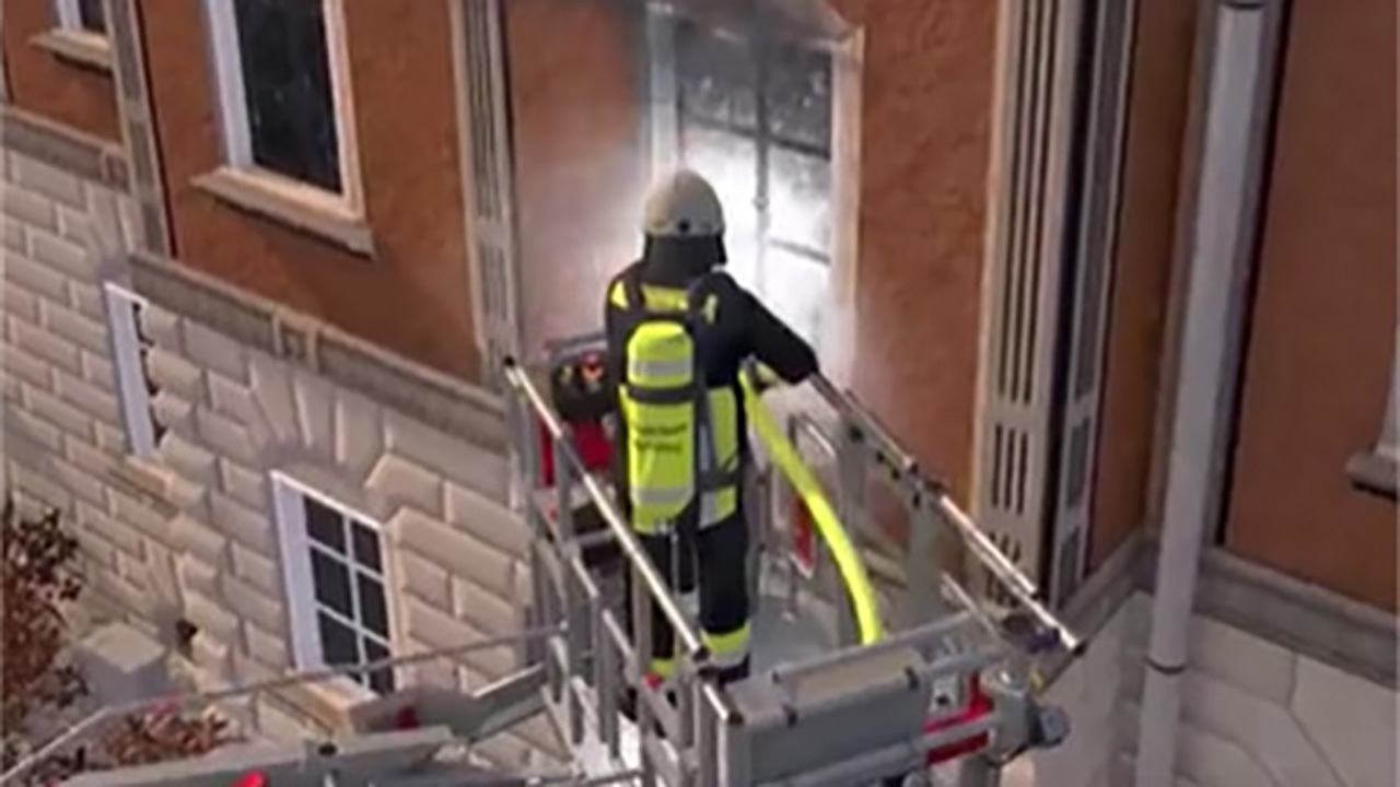 《英雄来灭火》游戏截图3